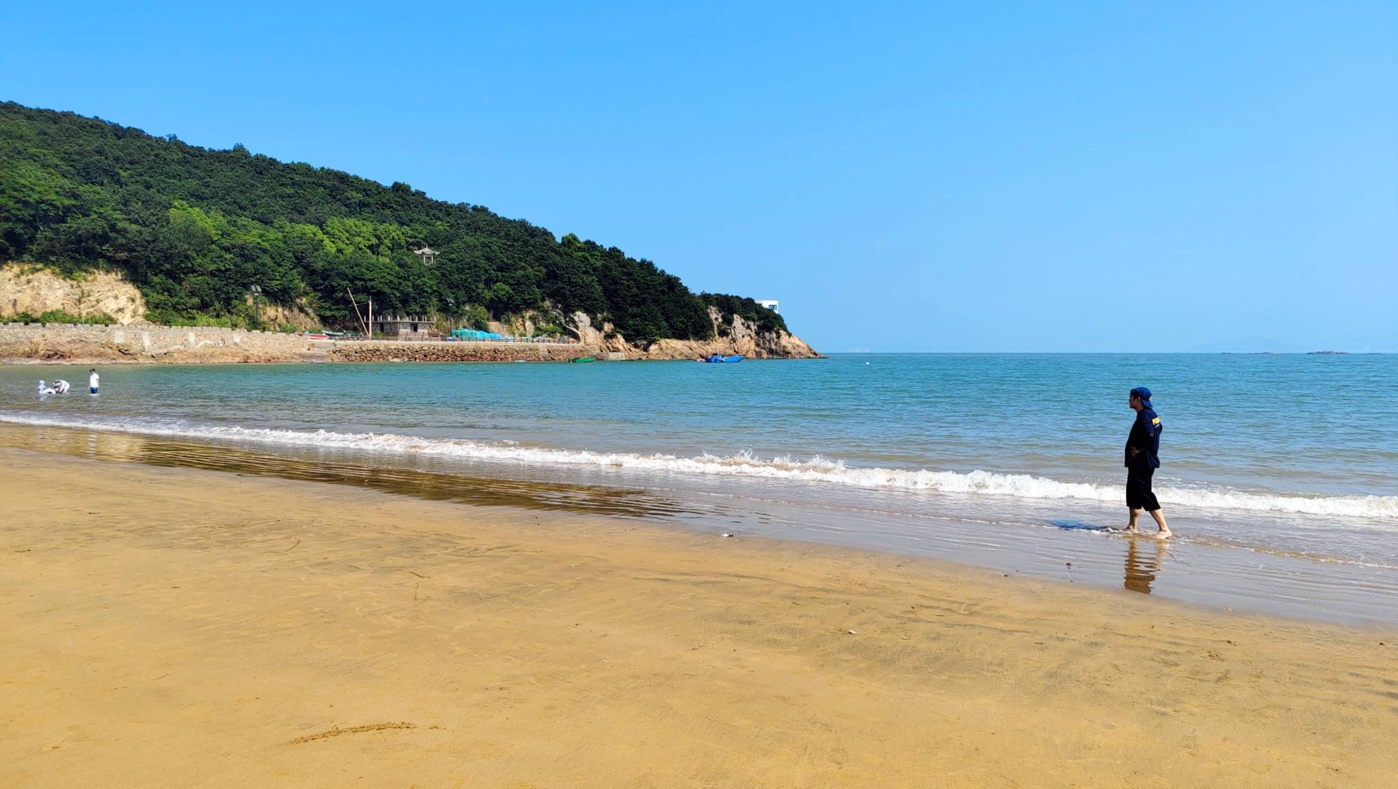 奉化莼湖向阳海岸沙滩图片