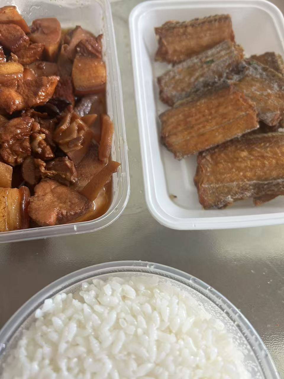 老宁波一个人的午餐，一饭二菜，均价五十元一餐